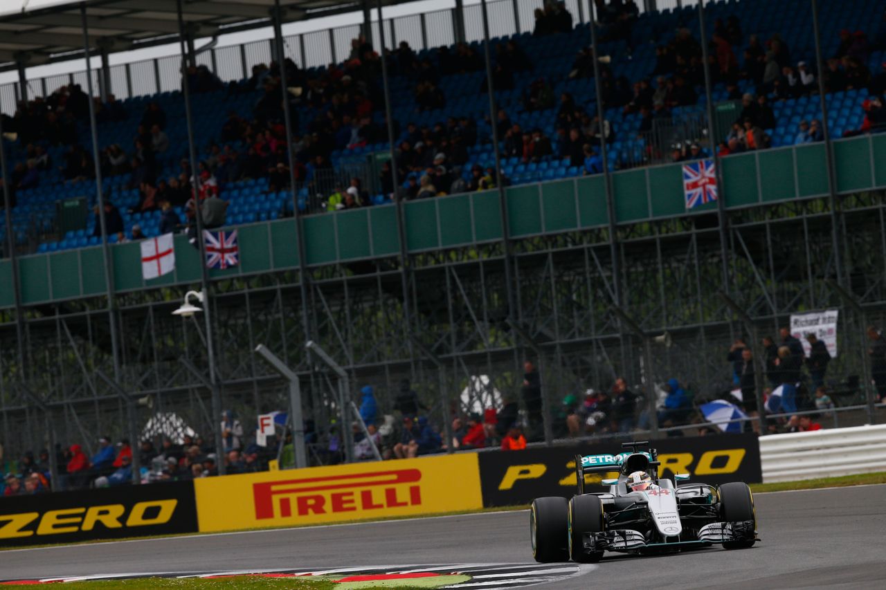 Grand Prix Wielkiej Brytanii 2016 - Hamilton tryumfuje przed własną publicznością
