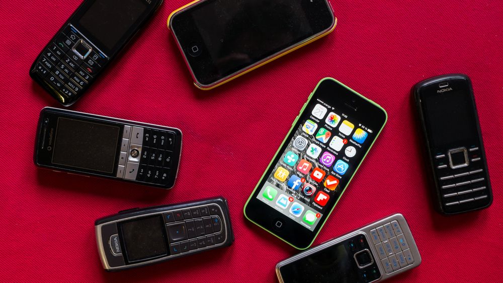 Kultowa Nokia za 5 zł? Zakup starych komórek jest trudniejszy niż myślałem! 1