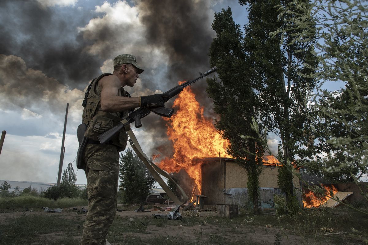 Ukraińskie wojsko okrążyło około tysiąca rosyjskich żołnierzy w okupowanym na południu Ukrainy obwodzie chersońskim.