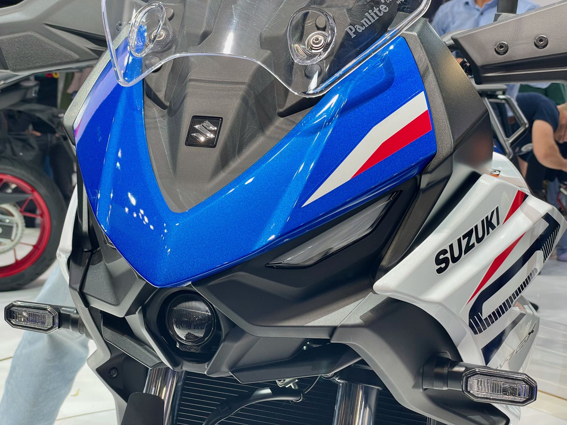 Suzuki SV-7GX