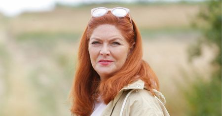 Katarzyna Dowbor zdradza, jaka umowa obowiązuje uczestników "Nasz Nowy Dom". Wspomniała, czego nie mogą zrobić