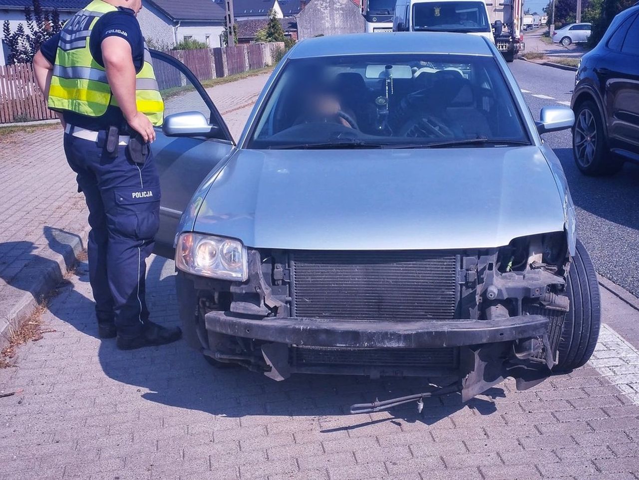 Lędziny: Jechał krajówką z prędkością 4 km/h. Auto w opłakanym stanie