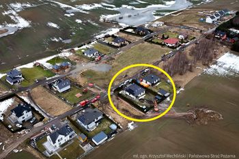 Powstało po zimie. Gigantyczne zapadlisko tuż za domem