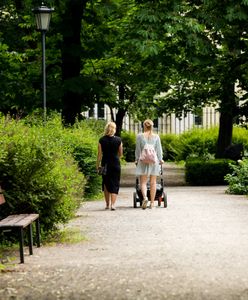 Tarcza antykryzysowa. Matki z niższymi zasiłkami mają wyjście, ale muszą przerwać urlop