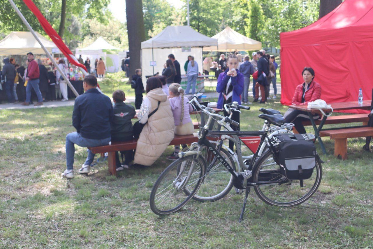 W Parku Heermanna w Lesznie zorganizowano piknik &#34;Apetyt na aktywność&#34; i czwartą edycję &#34;Leszczyńskiego masterchefa&#34;