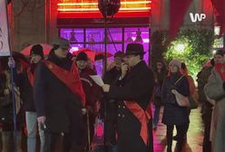 "Protest modlitewny" przed restauracją. Interweniowała policja