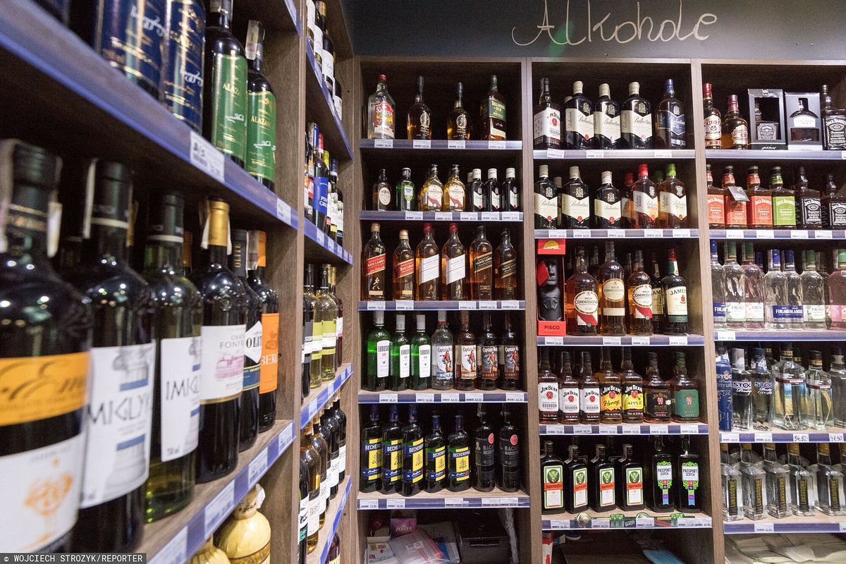 Zakaz sprzedaży alkoholu. Gdzie obowiązuje nocna prohibicja w Polsce?