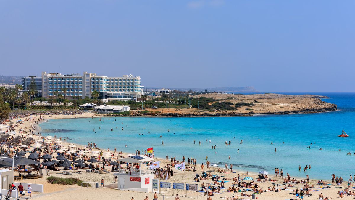 W tych turystycznych rajach turystów jest zbyt dużo