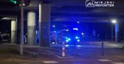 Warszawa: Zderzenie i dachowanie w Alei Prymasa Tysiąclecia