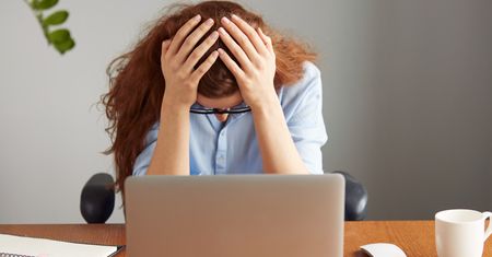 7 sygnałów, że w pracy możesz być cicho wypychana. To nie zawsze zaczyna się od wypowiedzenia
