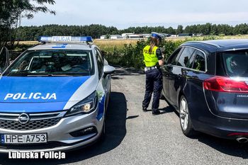Sprawdzają każdą umowę. 351 tys. Polaków zapłaci wysoką karę