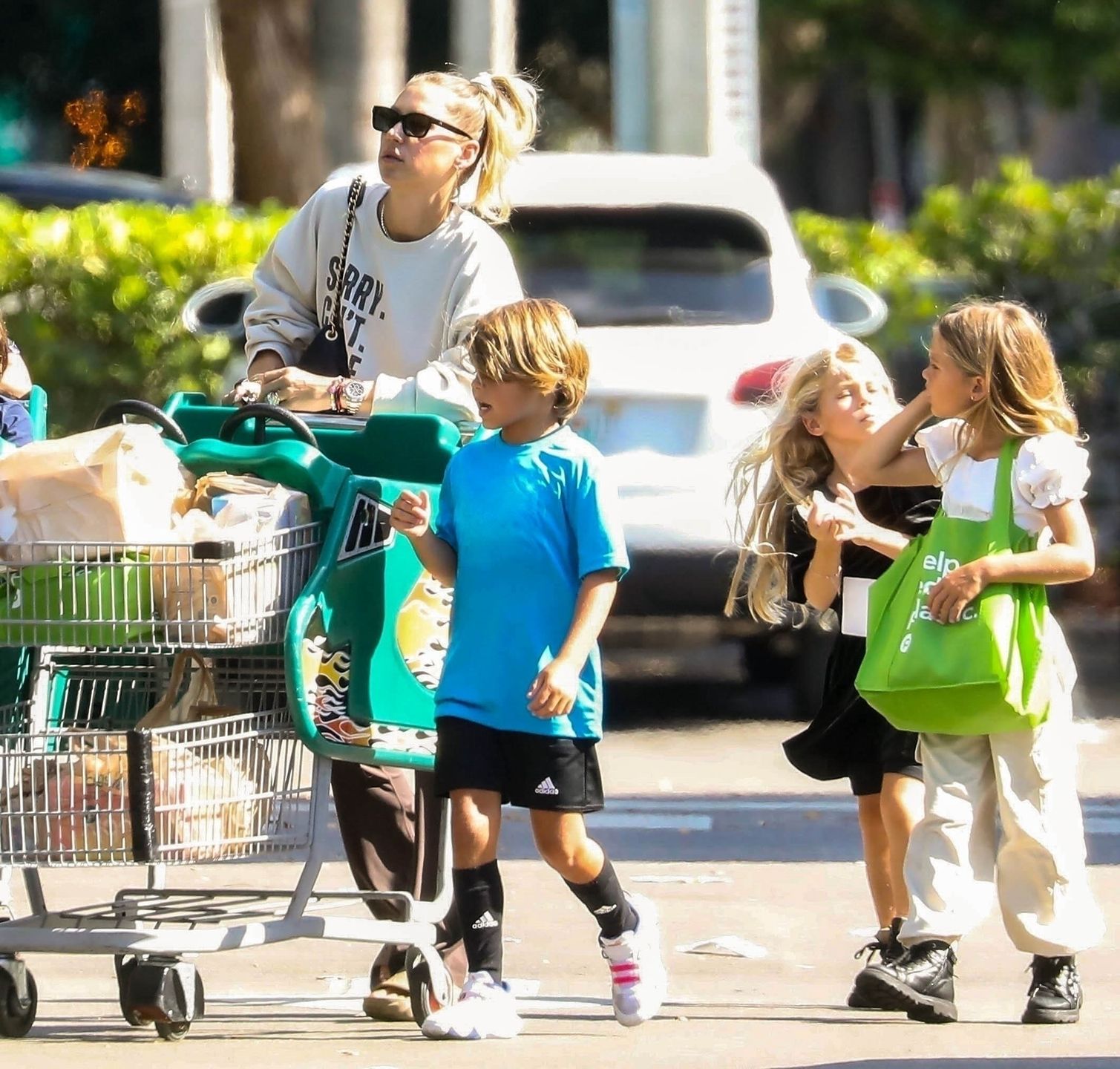 Anna Kournikova z dziećmi