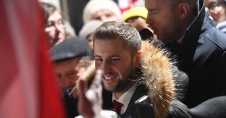 Doba nie wystarczyła na zmiany w TVP, ale rewolucja nadciąga. Nie pomogą "barykady i druty kolczaste"
