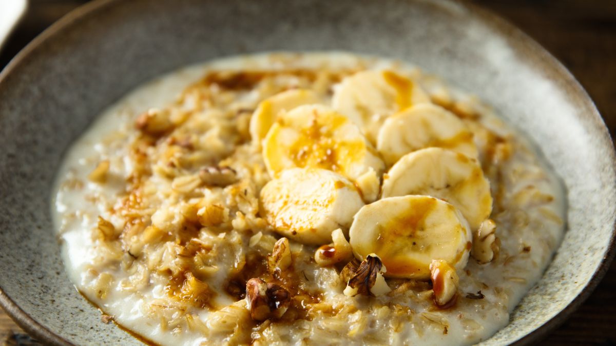 Owsiankę warto przygotować również z wytrwanymi dodatkami