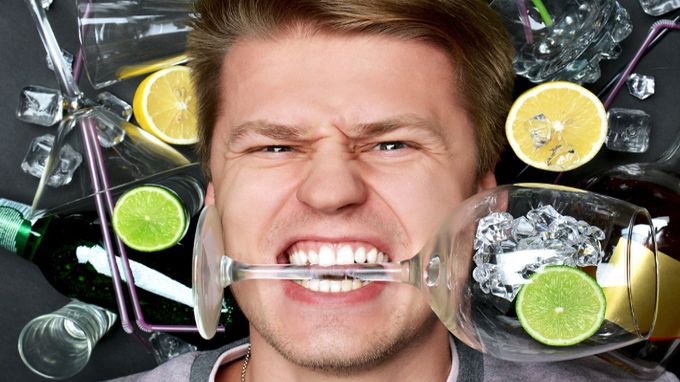 5 naturalnych lekarstw na kaca