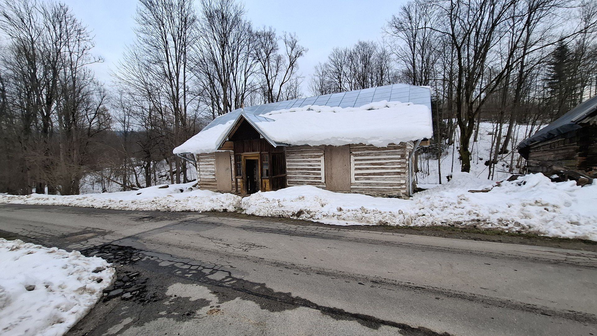 Remont starej szkoły w Bielance