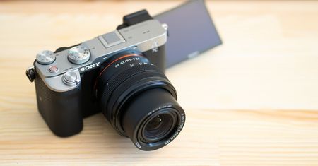 Sony A6300 i A6500 znikają ze sprzedaży. Kolejny cichy ruch producenta