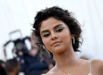 Selena Gomez przeszła załamanie nerwowe. "Próbowała WYRWAĆ KROPLÓWKĘ"