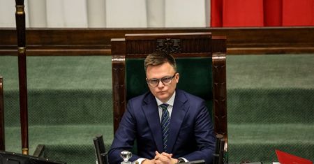 "To tak nie może wyglądać". Mocna reakcja Hołowni po ruchu RE