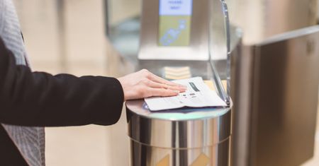 Tajemniczy kod na karcie pokładowej. Lepiej go nie mieć
