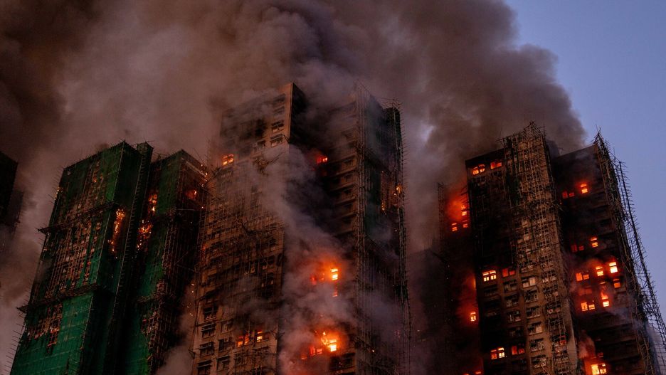 Pożar bloków mieszkalnych w Hongkongu