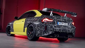 BMW M2 dostanie torowy pakiet aerodynamiczny. Znamy datę premiery