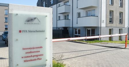 Odcięty prąd na osiedlu Mieszkanie Plus. "Nie działają windy i światło"