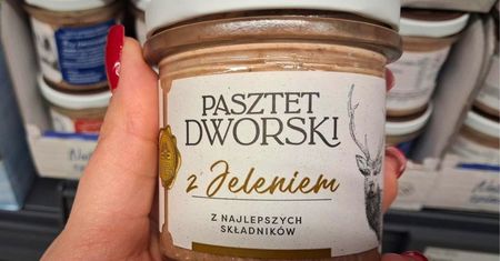 Wypatrzyłam w Lidlu taki pasztet. Po spojrzeniu na skład szybko wrzuciłam go do koszyka