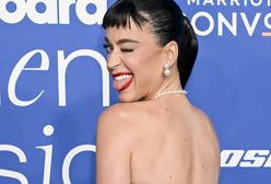 Gdy się odwróciła, rozbłysły się flesze. Spódnica Katy Perry niewiele zakrywała