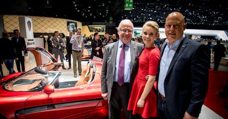 Koenigsegg Jesko powstał jako hołd dla ojca założyciela firmy. Wzruszająca scena na premierze