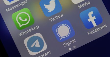 Facebook i Twitter na pomoc Ukraińcom. Te opcje na pewno się przydadzą