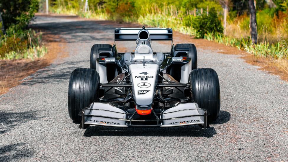 McLaren MP4-17 (2002)