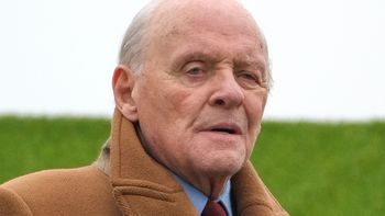 "Mogłem kogoś zabić". Incydent po pijaku odmienił życie Anthony'ego Hopkinsa