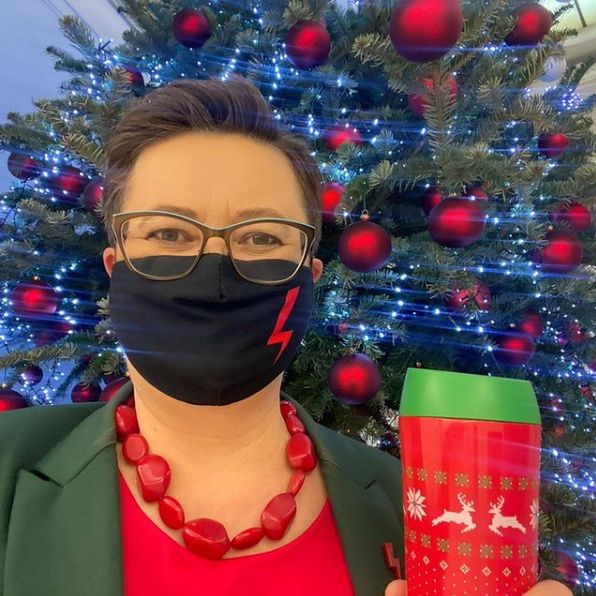 Wigilia polityków. Posłanka KO: "W tym roku z mamą na Skype"