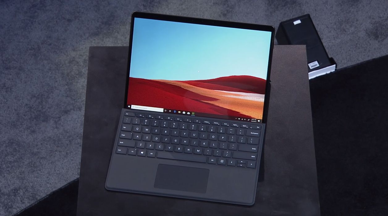 Microsoft Surface Pro X – tablet z ARM i nowym piórem chowanym w okładce