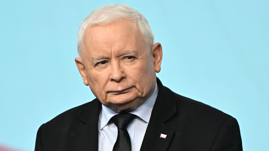 Warszawa, 03.07.2024. Prezes PiS Jarosław Kaczyński wygłasza oświadczenie dla mediów w siedzibie Prawa i Sprawiedliwości przy ul. Nowogrodzkiej w Warszawie, 3 bm. (jm) PAP/Radek Pietruszka