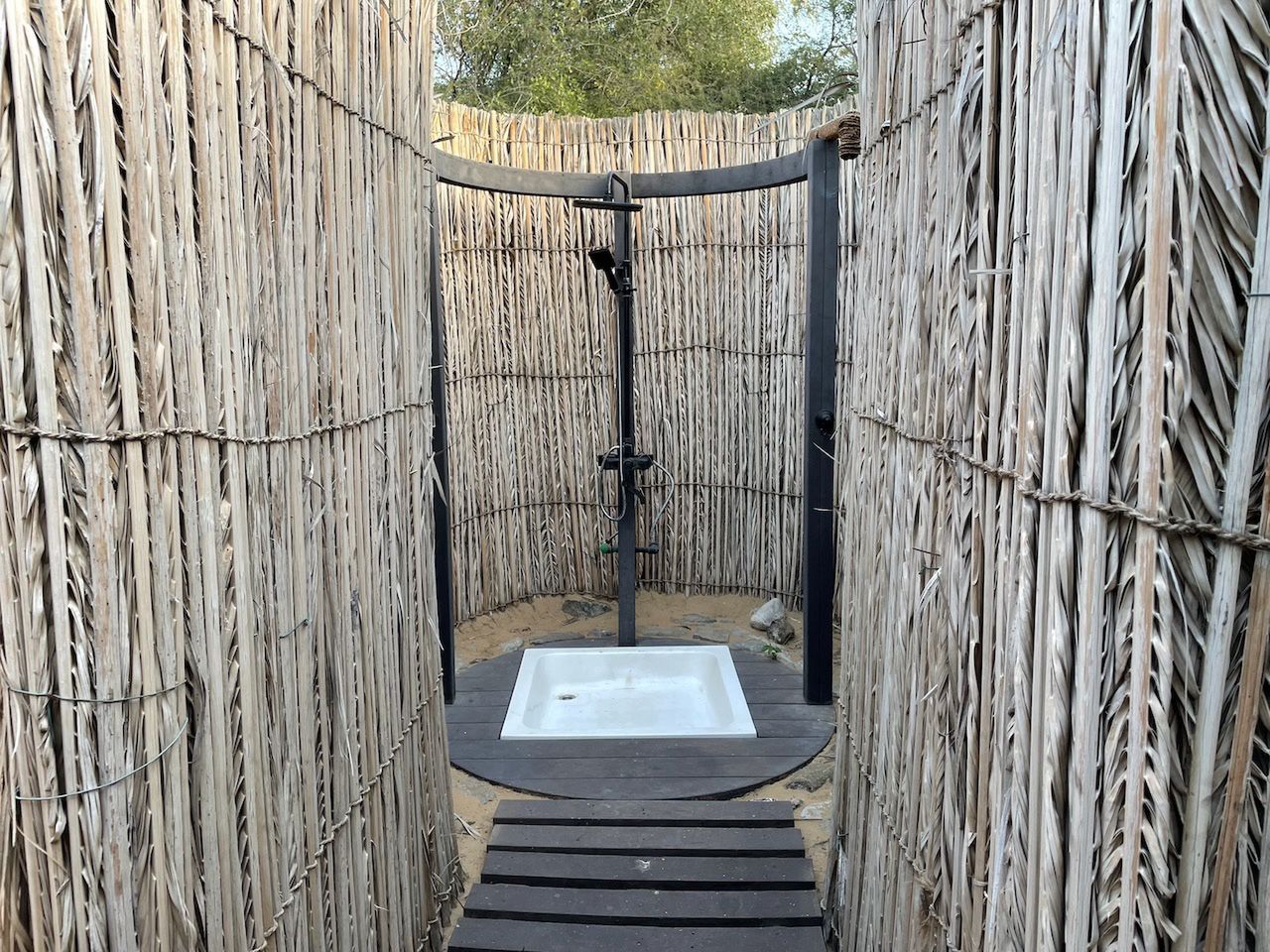 Noc na pustyni w Dubaju