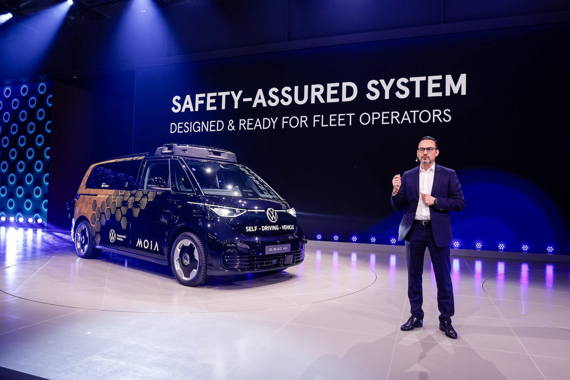Dyr. Senger podczas globalnej premiery modelu na IAA 2025