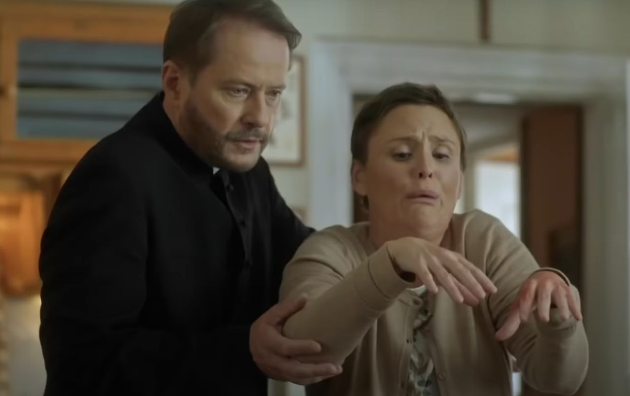 Ksiądz Mateusz i jego gospodyni Natalia