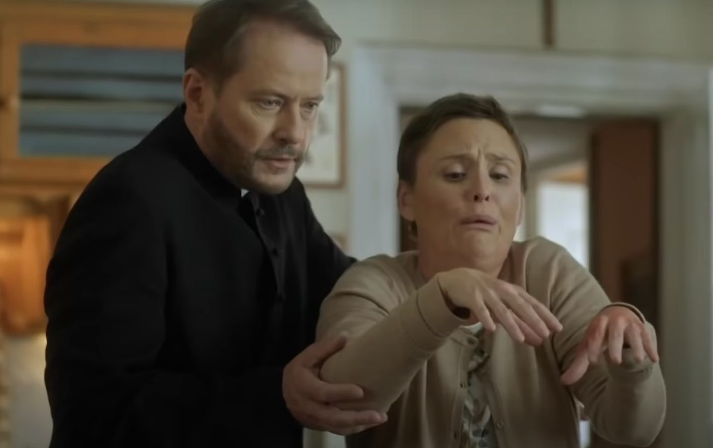Ksiądz Mateusz i jego gospodyni Natalia