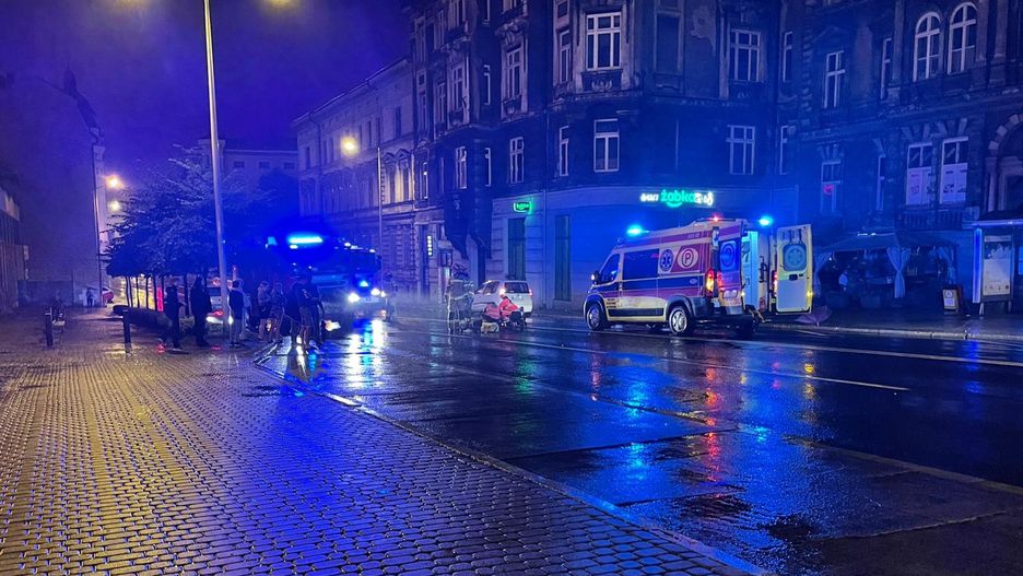 Bielsko-Biała. 73-latek został potrącony w centrum miasta. 