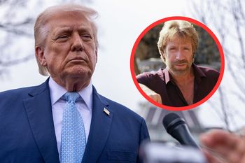 Trump przerwał milczenie. Tak określił Chucka Norrisa. Wymowne