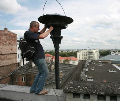 Syreny zawyją w Warszawie. Dlaczego? Rafał Trzaskowski zabrał głos