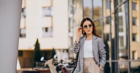 4 modowe klasyki. Teraz kupisz je nawet 70 proc. taniej