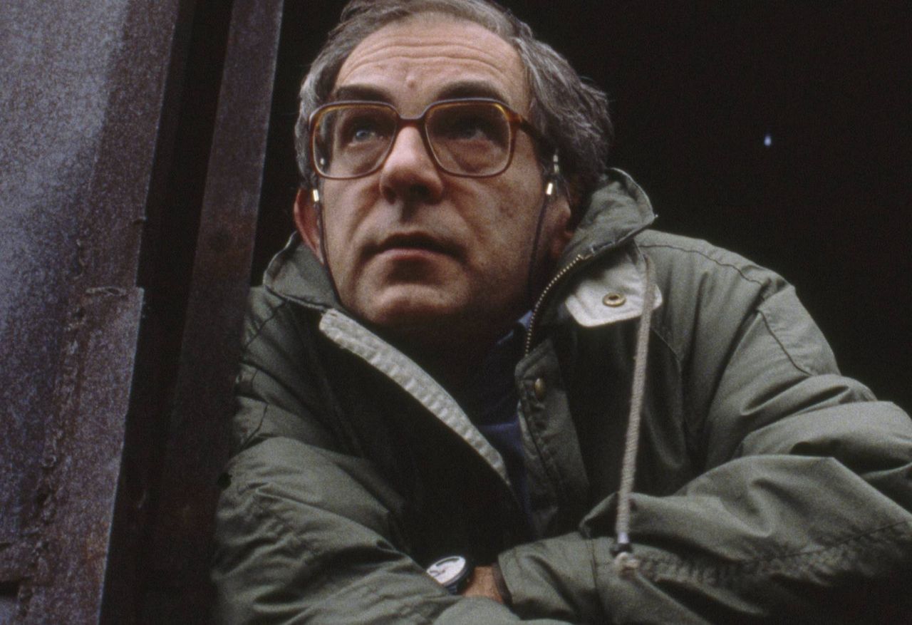 Kieślowski zmarł w wyniku nieudanej operacji. Z tym się zmagał
