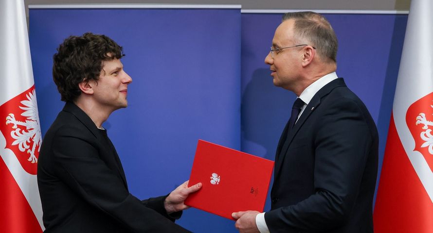 Słynny aktor został Polakiem. Obywatelstwo od Andrzeja Dudy