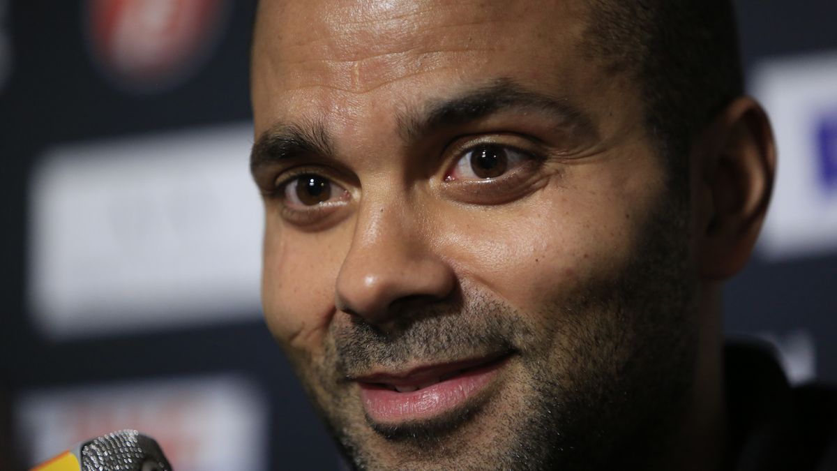 VILLEURBANNE, FRANCE - DECEMBER 26: Tony Parker chairman of LDLC ASVEL Villeurbanne during the 2019/2020 Turkish Airlines EuroLeague Regular Season Round 16 match between LDLC Asvel Villeurbane and Khimki Moscow Region at The Astroballe on December 26, 2019 in Villeurbanne, France. (Photo by Romain Biard/Euroleague Basketball via Getty Images)
