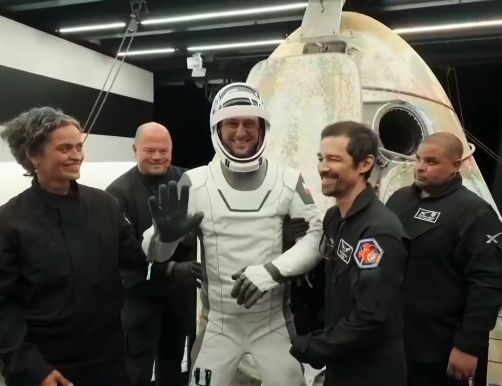 Sławosz Uznański-Wiśniewski wrócił na Ziemię