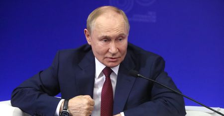 Co z zamrożonymi pieniędzmi Moskwy? Unia bliżej decyzji