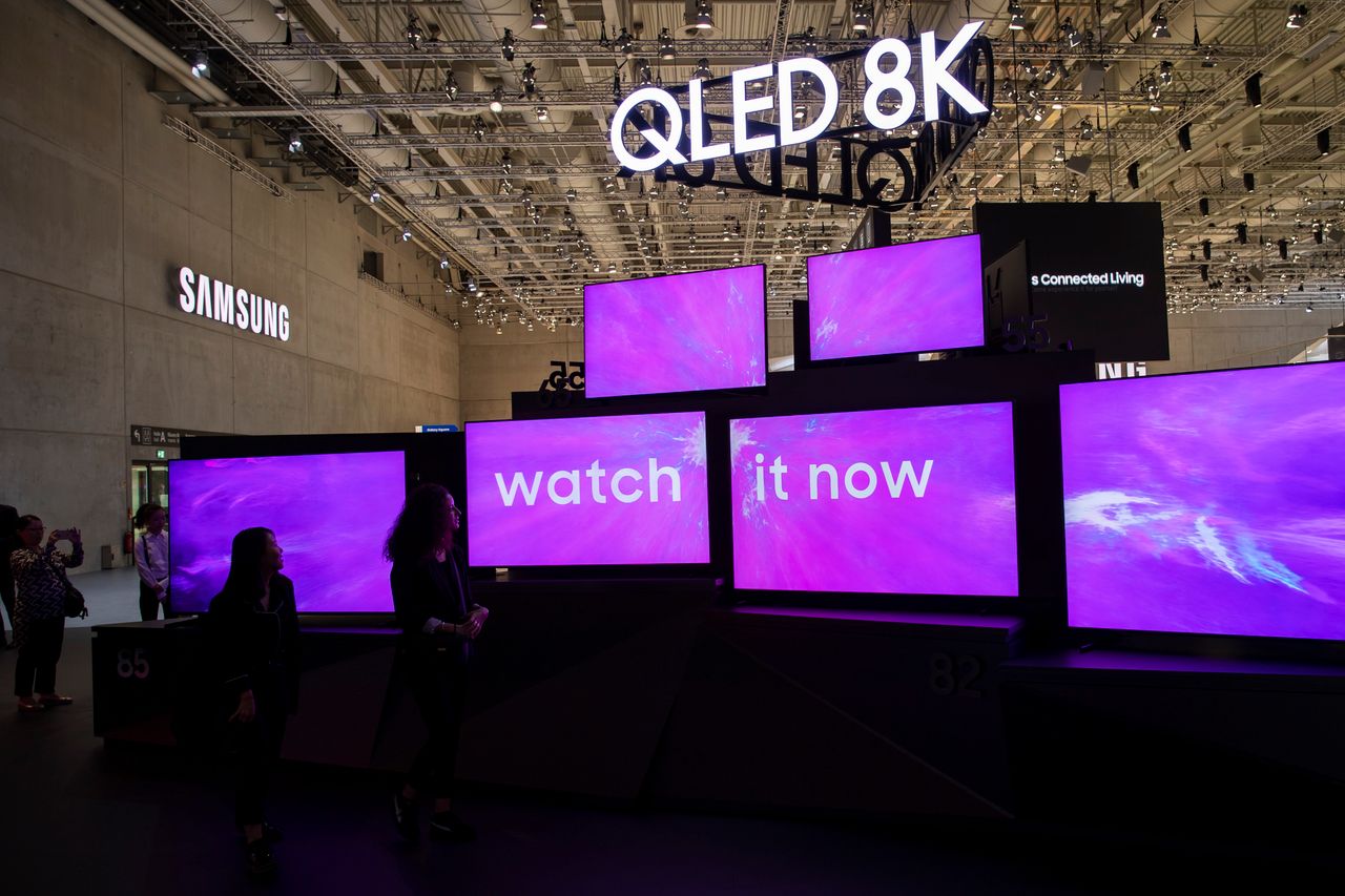 Telewizory 8K, takie jak Samsung QLED Q950R są dostępne w sprzedaży już od 2019 roku